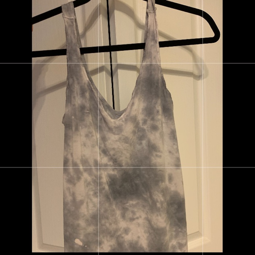 American Eagle marble tank top